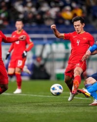 国足两战日本0射正太尴尬 比控球率更惨的是……