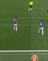 意甲半场：卢卡破门，比约尔染红，十人乌迪内斯1-0佛罗伦萨