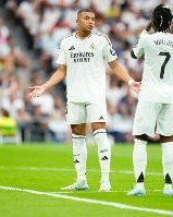 还是没配合？世体：阿隆索没能解决姆巴佩和维尼修斯的配合问题